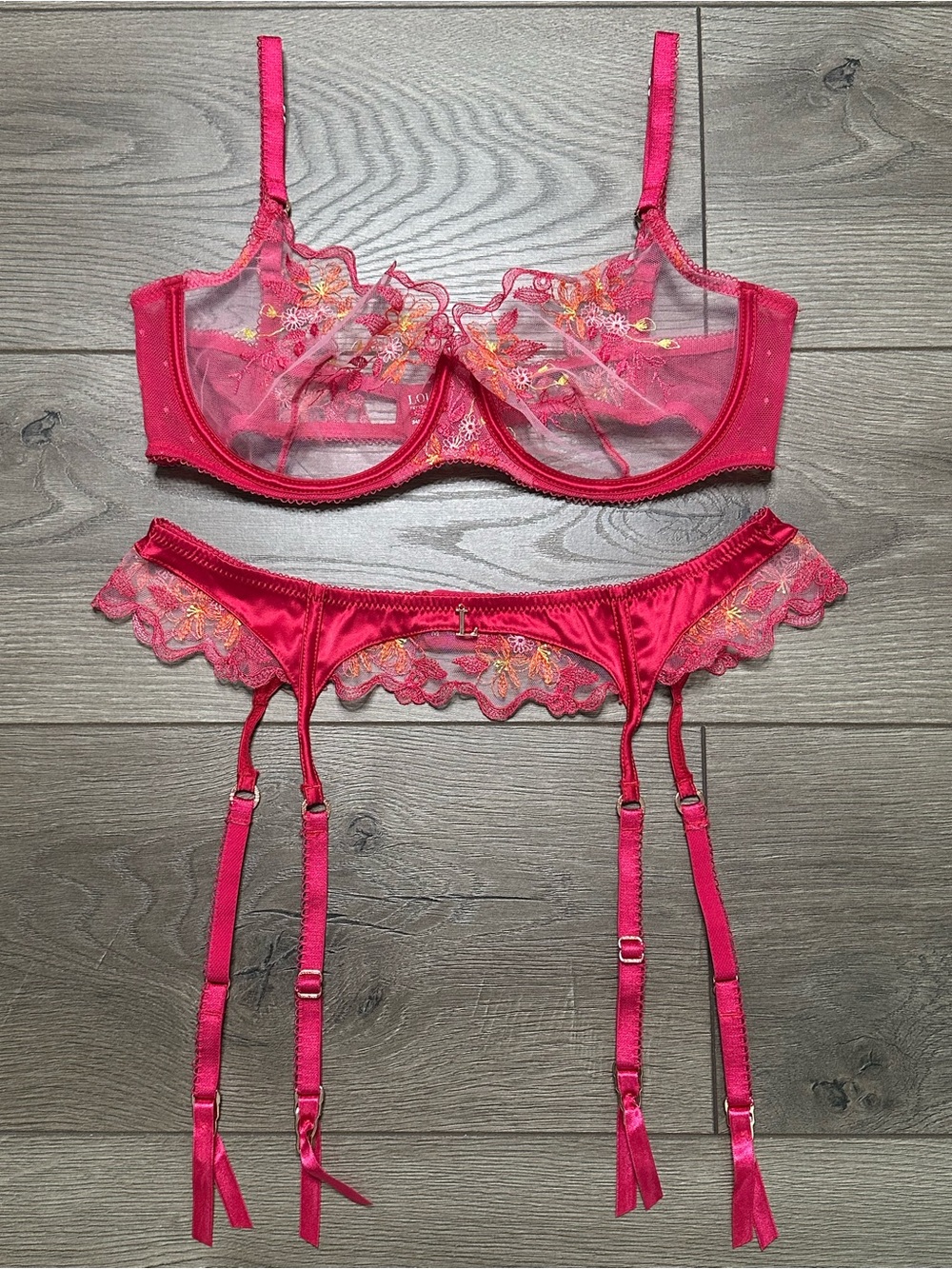 LOUNGE Peyton Bra And Garter Set Pink Floral Size 34/D Medium